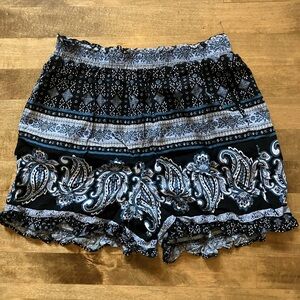Flowy shorts